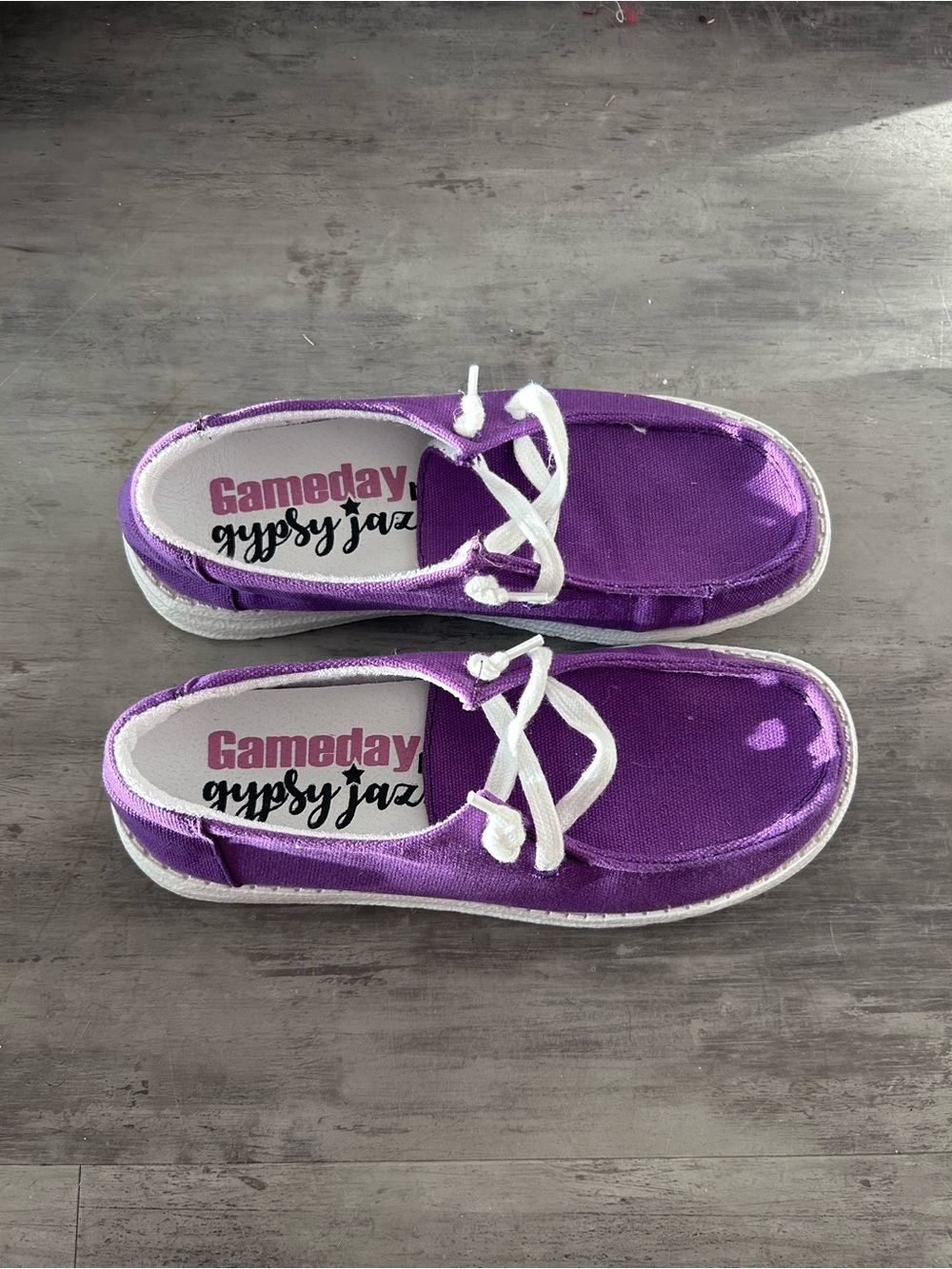 Gypsy Jazz Kids Canvas Slip-On Sneakers in Purple with White Laces